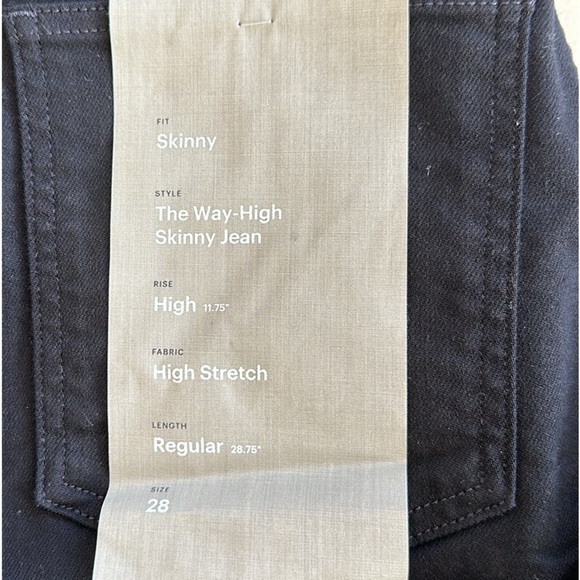 NEW EVERLANE The Way-High Skinny Jean in Black Size 28 - Picture 6 of 9
